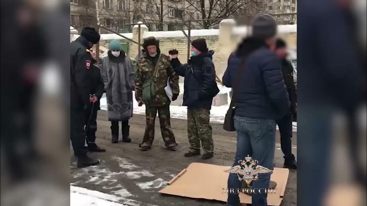 Нападение на спб. В Санкт Петербурге напади на курсантов.