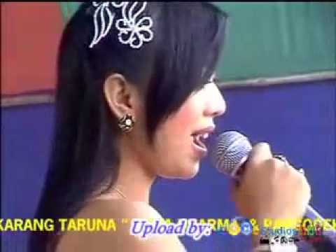 Acha Kumala PANTURA   Aku Tak Butuh Cinta Live In GempolDenok Dempet,Demak by ary yantoz