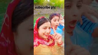 Desi Girls Enjoying In The River Bath