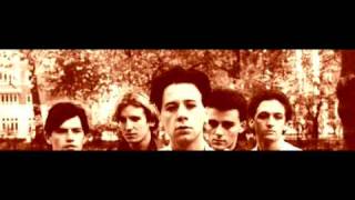 Watch Simple Minds Seeing Out The Angel video