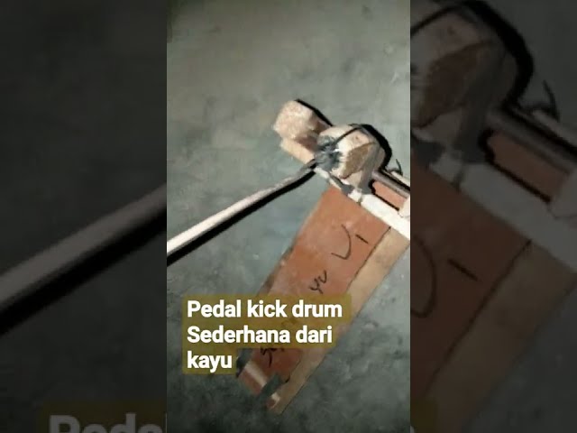 pedal kick sederhana terbuat dari kayu class=