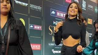 Shriya saran Looking Beautiful 😍 At Bollywood Hungama Style icon’s Award In Mumbai