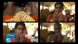 نساء هنديات يكدحن في مصانع 