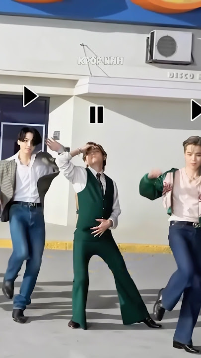 Taehyung's Cute Mistake In Dynamite 😂😆 BTS's Reaction 🤭 #shorts #bts #taehyung