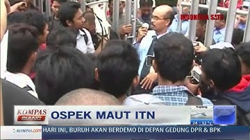 Mahasiswa Protes Menuntut Ospek Maut ITN - Kompas Siang 12 Desember 2013