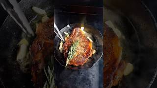 Griddle Sear + Cast Iron Baste = Perfect Steak 🥩 #ASMR #Satisfying #SHORTS