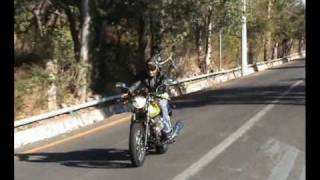 Moto Guzzi V7 Cafe Classic 2011 // Revista Moto