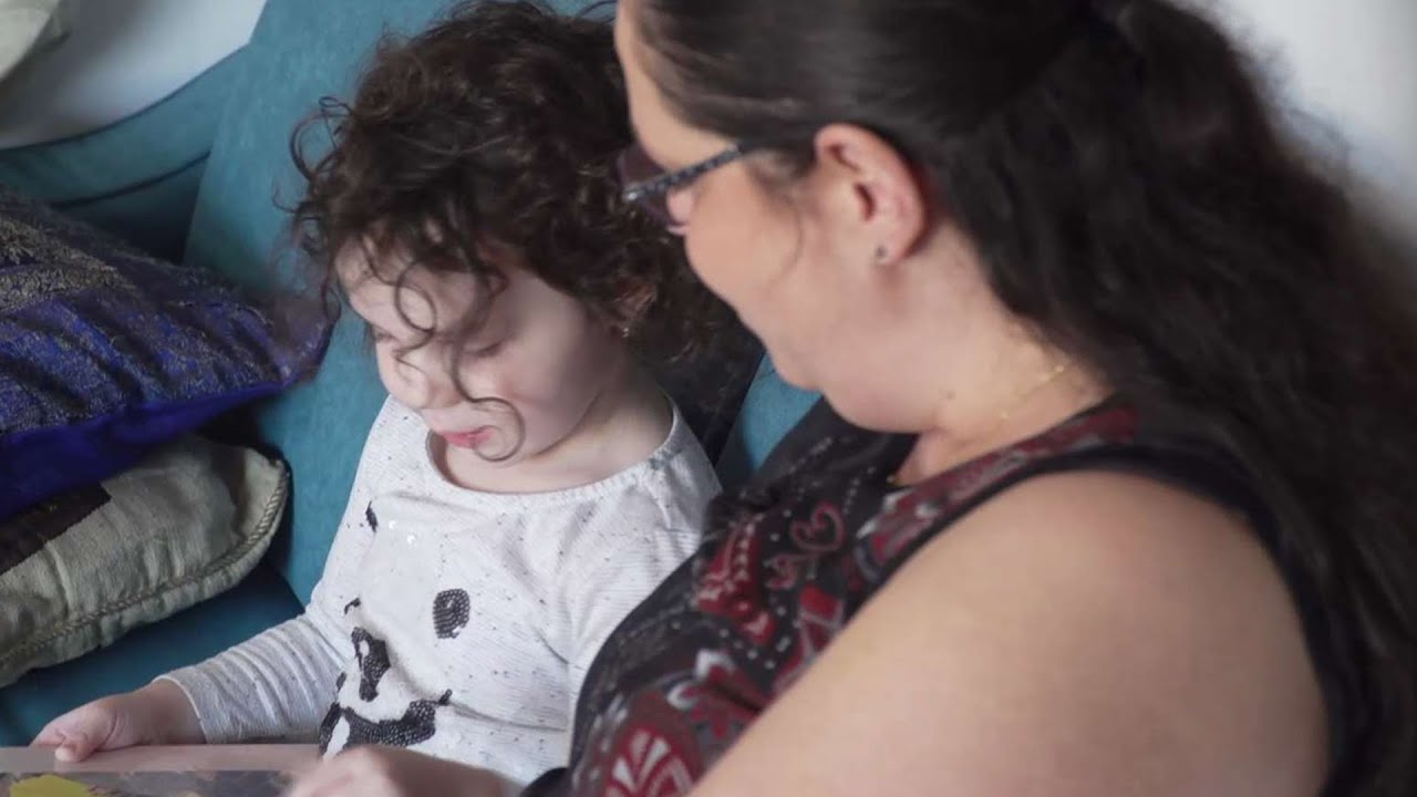 אפליה בשערי צדק? אם יחידנית תובעת את ביה"ח שמנע ממנה בדיקת היריון