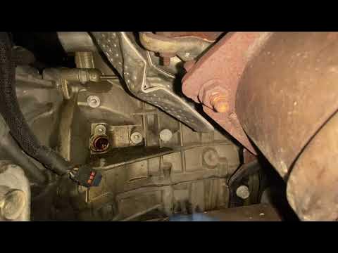 2011 Jeep patriot 2.4 crankshaft sensor replacement - YouTube