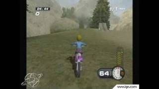 MX Superfly GameCube Gameplay - Big hair and air