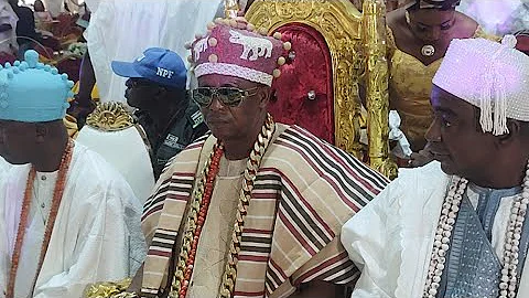 ARRIVAL OF OBA ONIBA OF IBA KINGDOM JAFO AUTHORITY& OBA OSOLO WITH THEIR ENTOURAGE