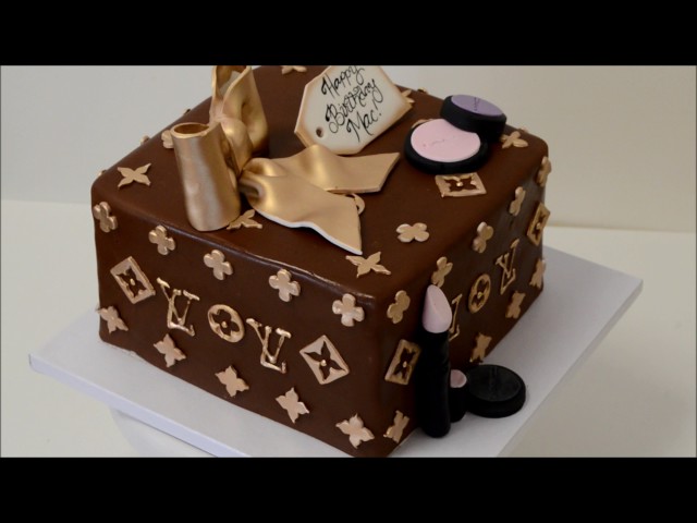 Louis Vuitton gift box cake ✨…