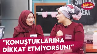 Bana Hep Hanifenin Kötü Tabakları Denk Geliyor - Gelinim Mutfakta 21 Kasım A