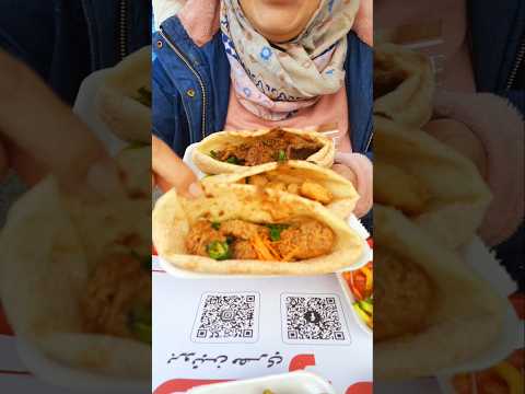 يلا نجرب الكبده و الجمبري و المخ من مطعم مخمخ كبدة جمبري مخ يوميات شريف وغادة
