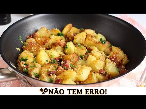 Vídeo: Como Fritar Batatas Com Bacon E Cebolas Em Uma Panela