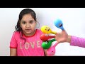 شفا تلعب بالبالونات المائية Shfa Finger Family Song Nursery Rhymes Learn Color With Balloons