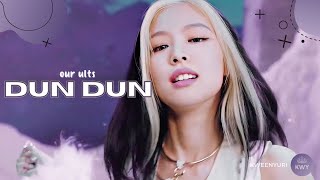 How would OUR ULTS sing βDUN DUNβ? (EVERGLOW) // Collab with NAYEONSBAGUETTE & HWAHOLIC
hello! thanks for watching !! this is a collab with Nayeonsbaguette and Hwaholic, make sure to check their videos out.
Nayeonsbaguette | Zero:Attitude
Link: https://youtu.be/XZ9pFLQ9qF0β
Hwaholic | Wind Blows
Link: https://youtu.be/pg1PGF65TUg
Requests: closed
Ult: jyp oppa
For entertainment use only. I do NOT own anything in this video (video, song, pictures etc.) ALL credits goes to the rightfull owners. How would OUR ULTS sing βDUN DUNβ? (EVERGLOW) // Collab with NAYEONSBAGUETTE & HWAHOLIC