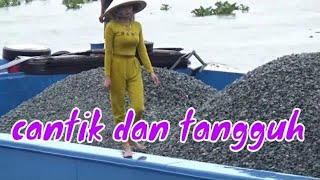 pelaut cantik yang tangguh dari vietnam.Eps27