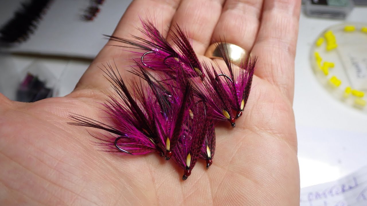 Dyeing some feathers with Davie McPhail