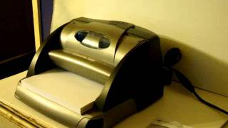 Demonstration of GBC 32160 Electric Punch