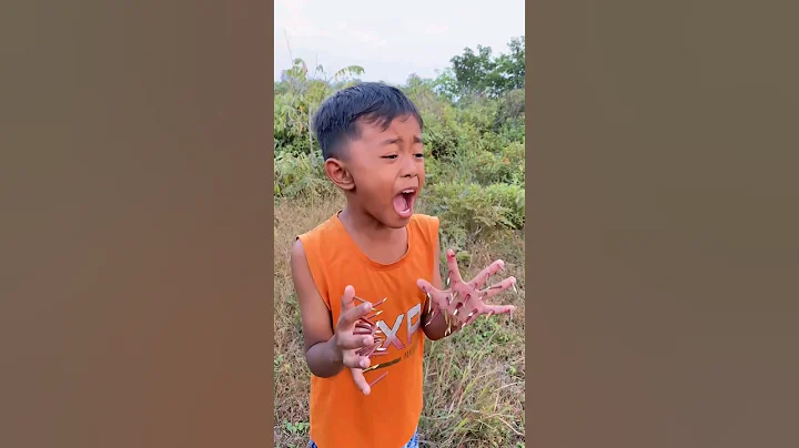 Survival Skills- SMART idea and USEFUL with single mom #bushcraft #camping #outdoors