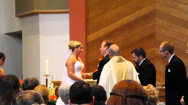 Dan & Courtney Witucki exchanging wedding vows