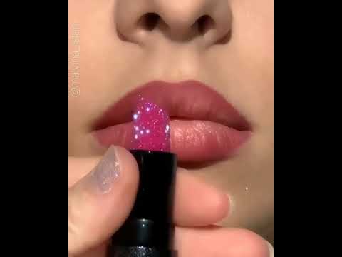 احمر شفايف بلون الوردي