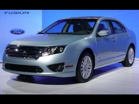 2010-ford-fusion-hybrid-at-l.a.-auto-show---car-and-driver