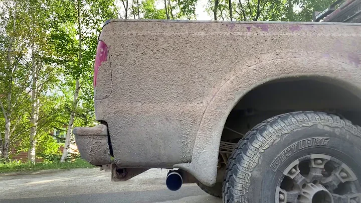 2007 f350 6.0 power stroke straight piped. Cold start and drive by!!!