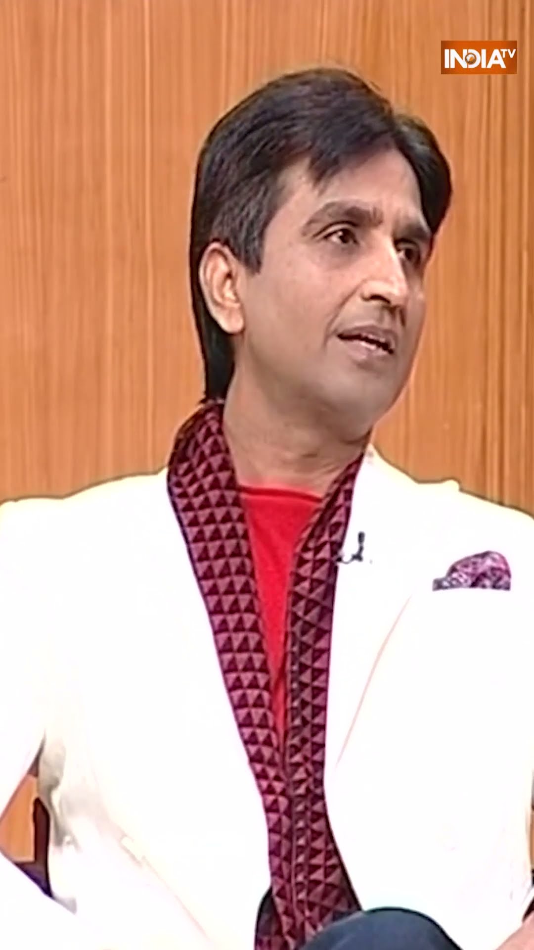 अरविन्द केजरीवाल के छोटे भाई कहे जाने पर क्या बोले कुमार विश्वास ? | #aapkiadalat #indiatv