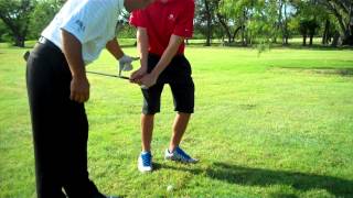 ACGT Golf Tip: The Hinge and Hold Pitch Shot w/ Manny Martinez