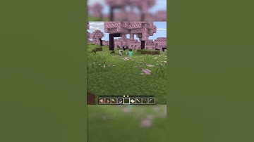 Catch me if you can 👀 Track and disguise with the new player locator bar available now in Bedrock