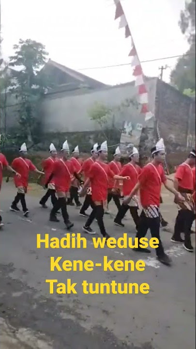 #hutri77 #lomba #gerakjalan #gerakjalanlucu  lomba gerak jalan lucu yel yel