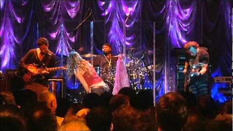 Joss Stone - Super Duper Love (Digging On Me) Live