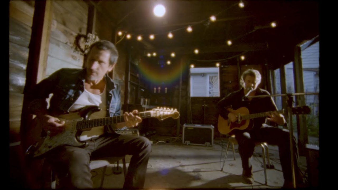 Luke Winslow-King ft. Roberto Luti - Peaches (Official Performance Video)