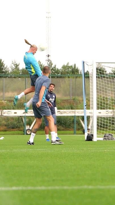 Erling Haaland's INSANE LEAP to score header in Man City training 😱 #shorts