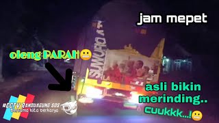 JAM MALAM!!! _ Truck cabe stut   oleng parah di jalur pantura.