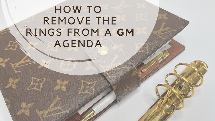 How to Set Up a Louis Vuitton Desk Agenda