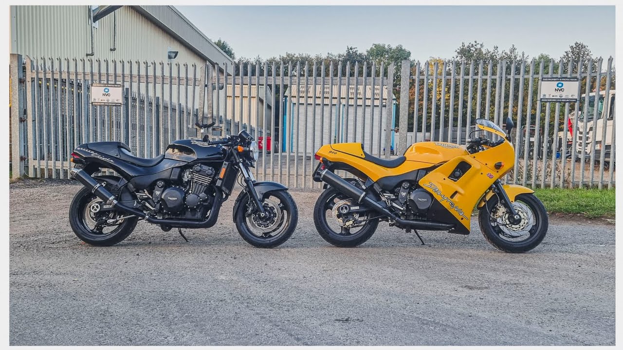 Triumph Speed Triple 900 T300 SP Engineering Carbon Fibre exhausts ...