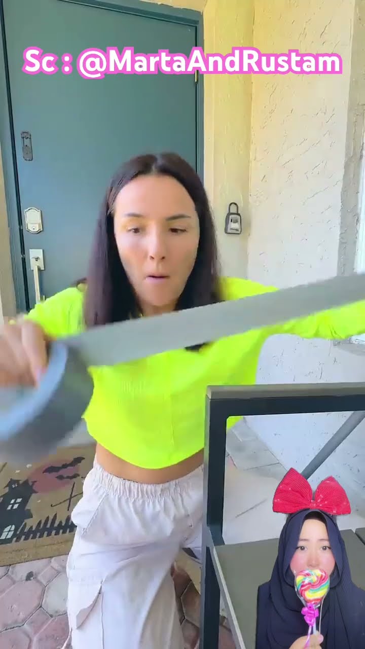 KAKAK PELIT ⁉️gak mau bagi permen, tapi adik punya trik mancing pakai sapu Lakban?@MartaAndRustam