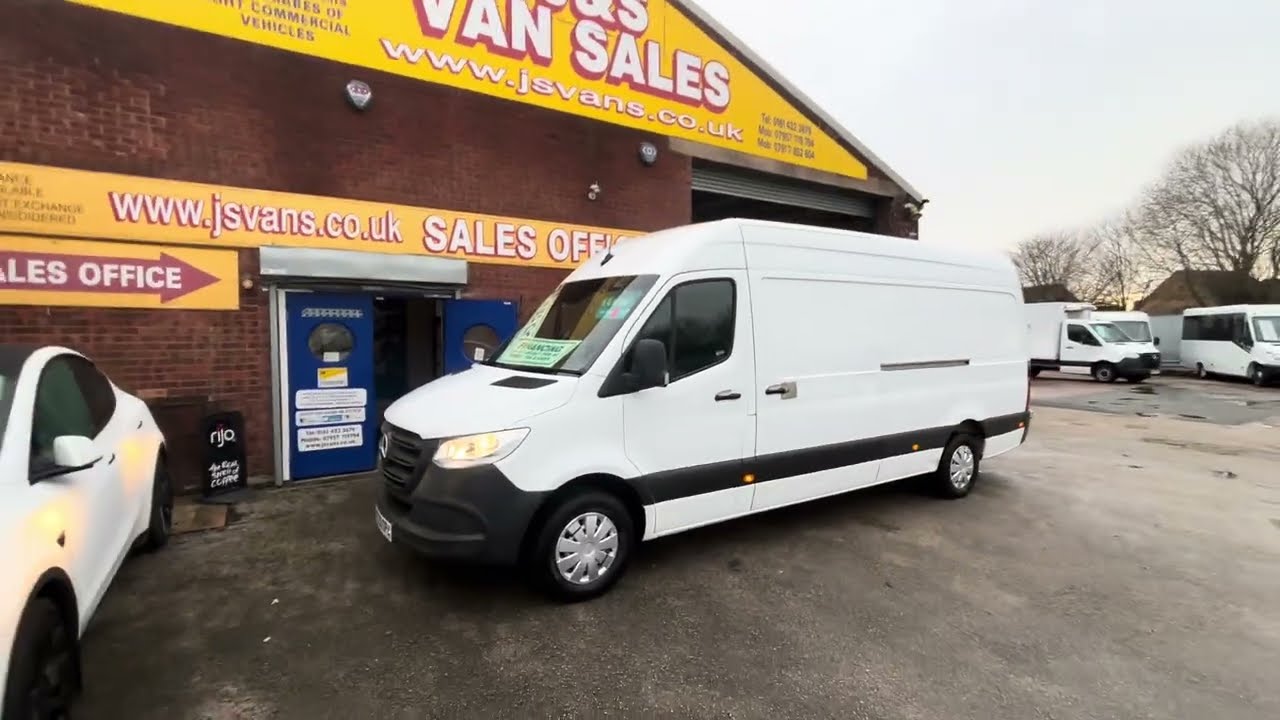 Mercedes Sprinter long wheelbase air con leather interior low mls only