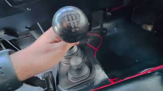 Match Highlights Land Rover defender 110-1995 interior video￼