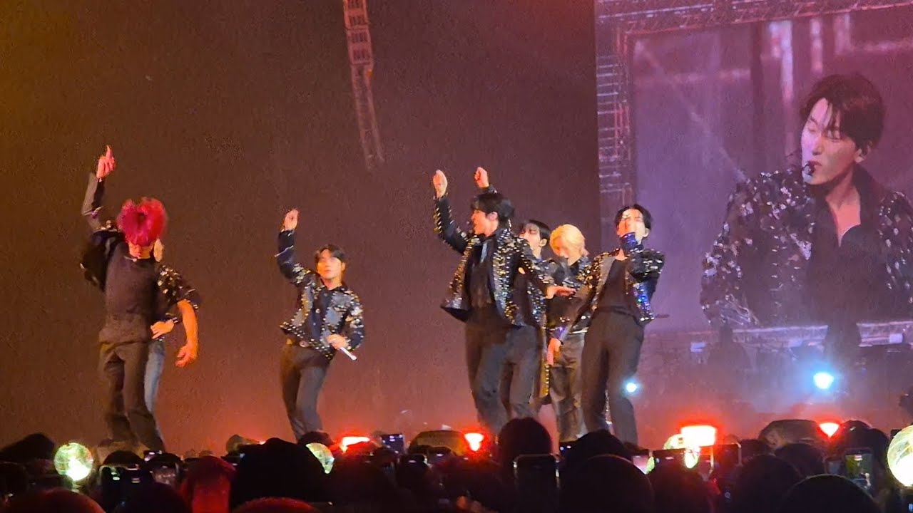 ATEEZ (에이티즈) - Fireworks (I'm The One) (불놀이야) [ATEEZ 2026 CONCERT in JAKARTA 