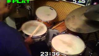 tom toms back and  forth-lenny nelson.avi