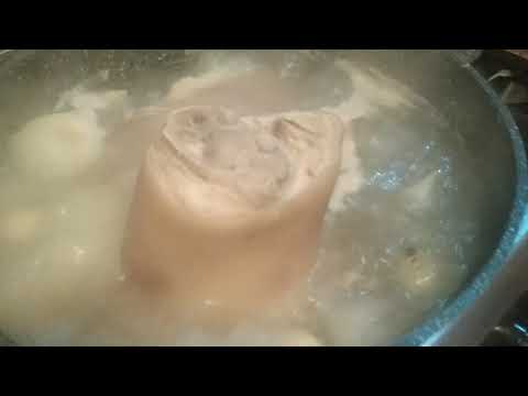 Roast the meat ხორცის შეწვა