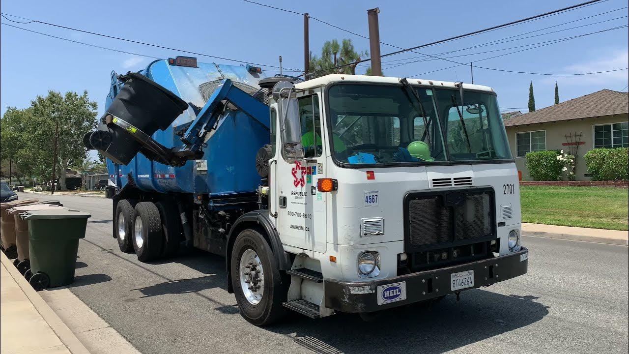 Republic Services Garbage Day in my Neighborhood 7/23/21 YouTube