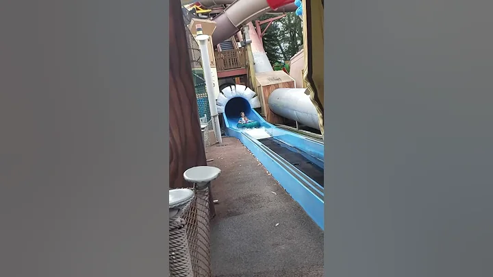 Slow mo fieval slide