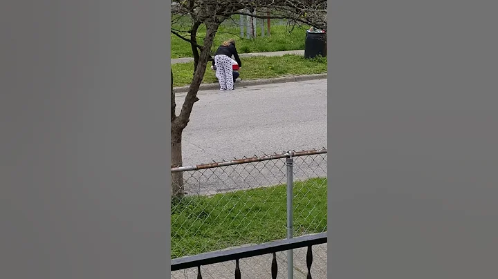 Stop bullying: 13yr old girl gives boy new shoes