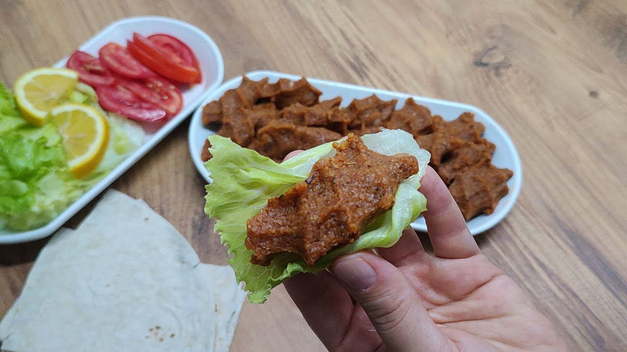 ROBOTTA ETSİZ ÇİĞ KÖFTE TARİFİ