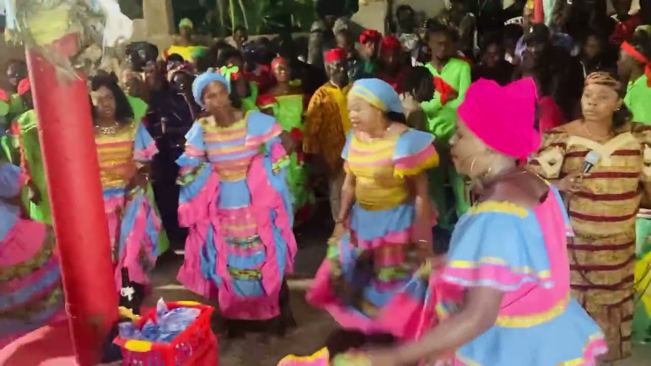 kadja bosou di yo mwen la map viv avek yo Tijà Dantò nan fèt ougan klak vilaso